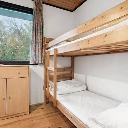 Suri - 200m To The Fjord By Interhome * Thyholm