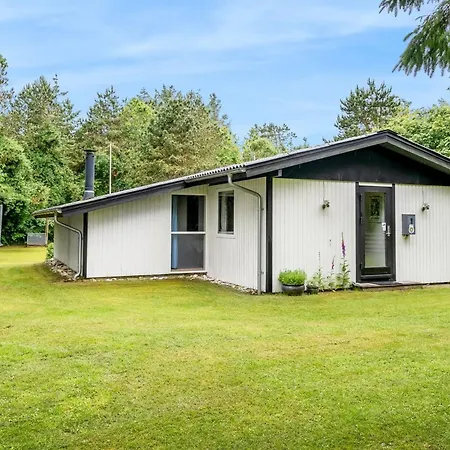 Suri - 200m To The Fjord By Interhome * Thyholm